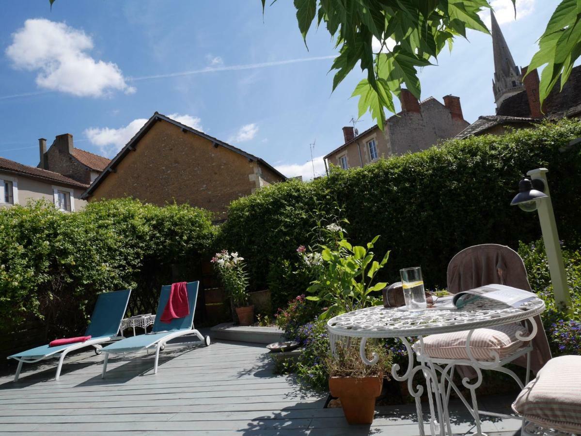 L'Arbre D'Ange Bed & Breakfast Montmorillon Exterior foto
