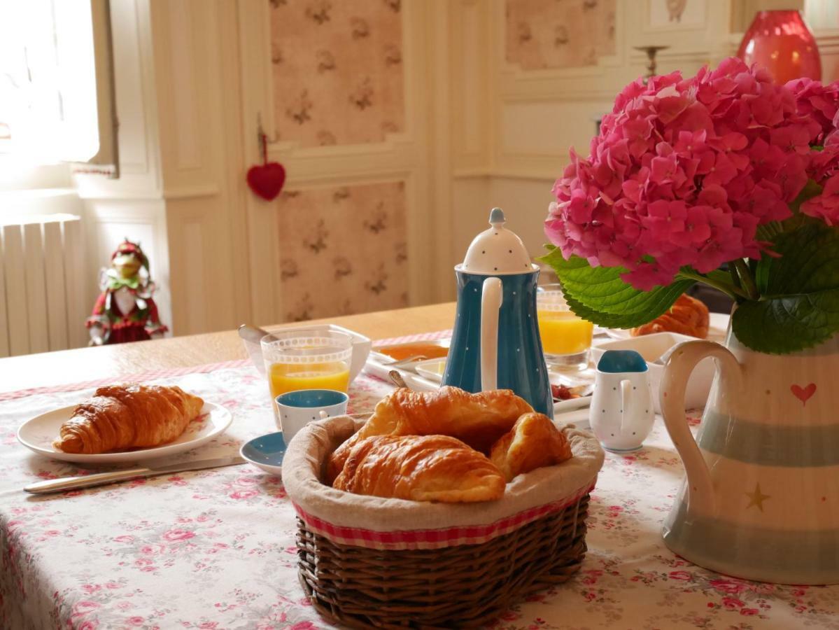 L'Arbre D'Ange Bed & Breakfast Montmorillon Exterior foto