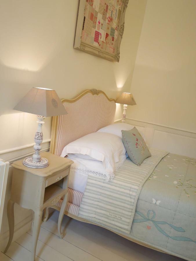 L'Arbre D'Ange Bed & Breakfast Montmorillon Exterior foto