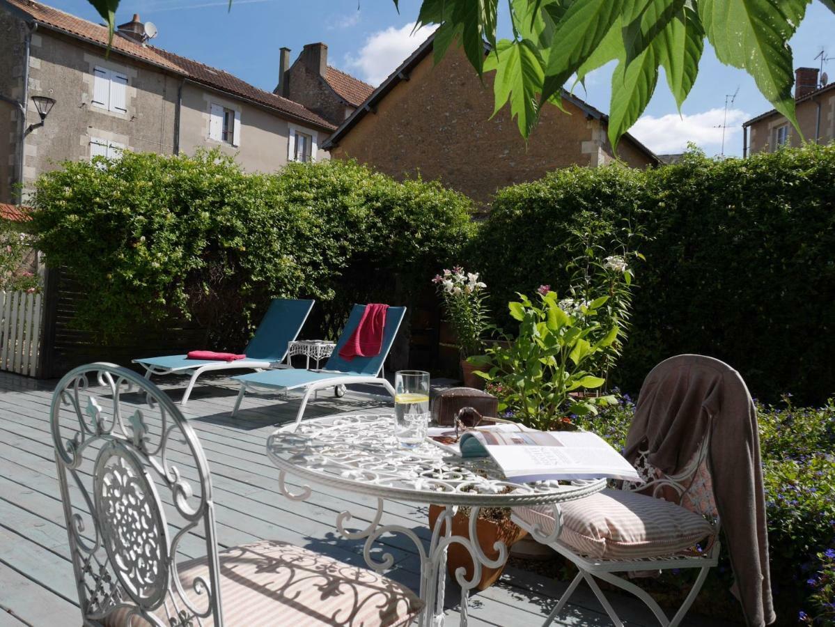 L'Arbre D'Ange Bed & Breakfast Montmorillon Exterior foto